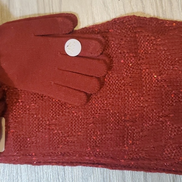Couture Gems Burgandy Scarf, Gloves & Hat Set- OS- - Picture 4 of 5